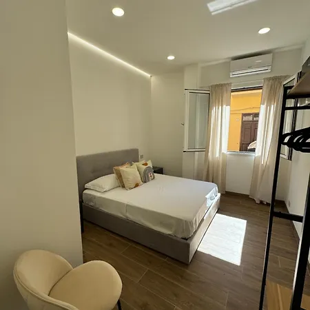 Casa Bedda - Intera Casa Con 3 Con Bagno Privato, Aria Condizionata E No Ztl/entire With 3 Bedrooms With Private Bathroom, Aircon And No Ltz