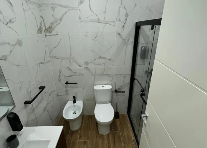 公寓 Casa Bedda - Intera Casa Con 3 Con Bagno Privato, Aria Condizionata E No Ztl/entire With 3 Bedrooms With Private Bathroom, Aircon And No Ltz 卡斯泰拉马莱